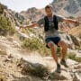 Treino na descida no trail runner em trilha íngreme rochosa com controle excêntrico e fadiga muscular nos quadríceps