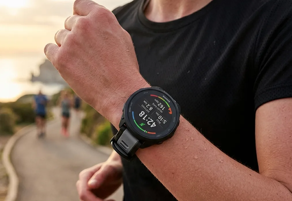 Garmin Forerunner 165: tela AMOLED, GPS e treinos adaptativos por cerca de R$ 1.900 10 Garmin Forerunner 165