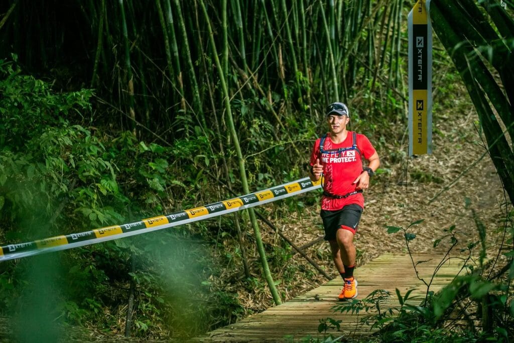 atleta no xterra