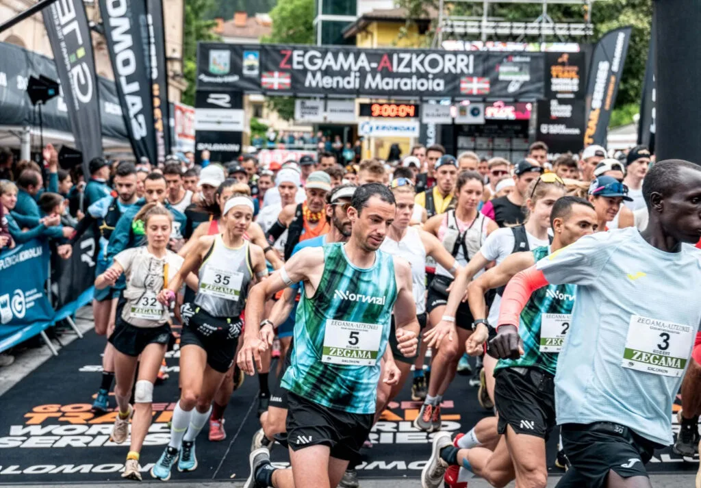 Kilian Jornet volta à Zegama-Aizkorri na edição de 25 anos 11 Kilian Jornet na largada da Zegama-Aizkorri