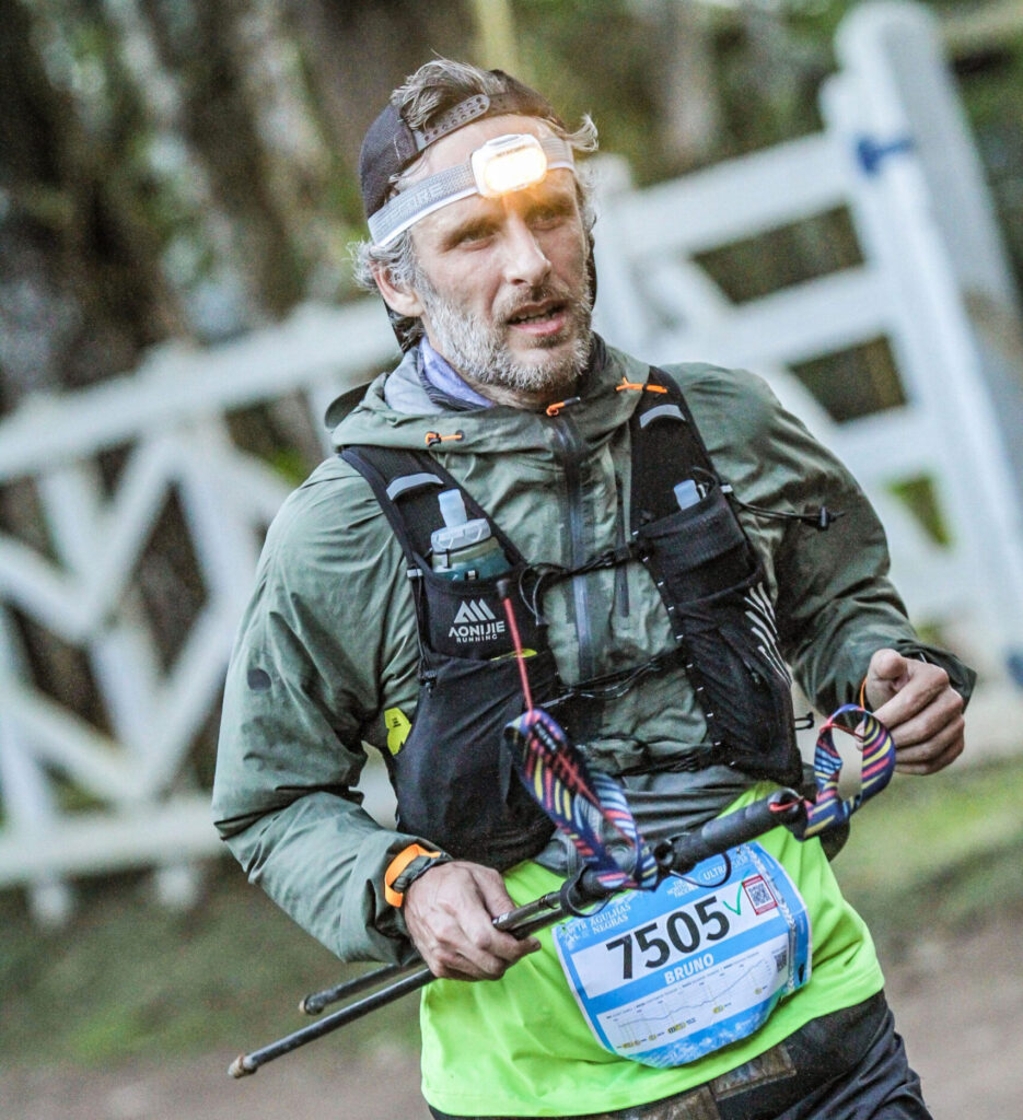 Lanterna Nitecore UT27: testamos numa ultra de 75km e 4.000m de altimetria 11 Testamos a laterna Nitecore ut27