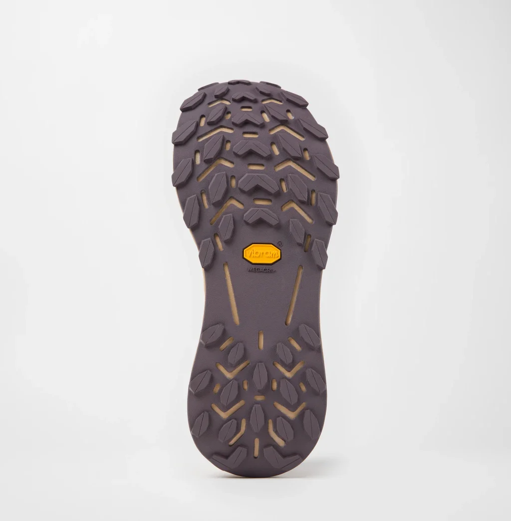 NNormal Cadí ou Hoka Speedgoat 7: qual tênis de trilha escolher? 15 NNormal Cadi